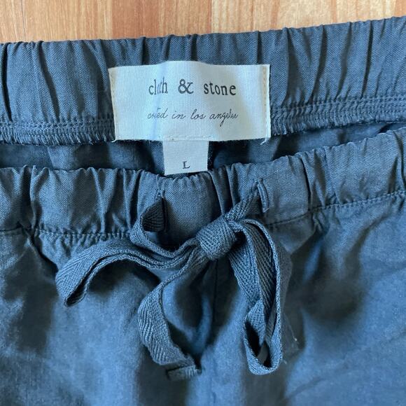 Cloth & Stone Green‎ pants - Picture 2 of 5